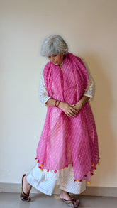 HAPPY PINK
