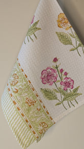 BLOSSOM MEADOW HAND TOWELS