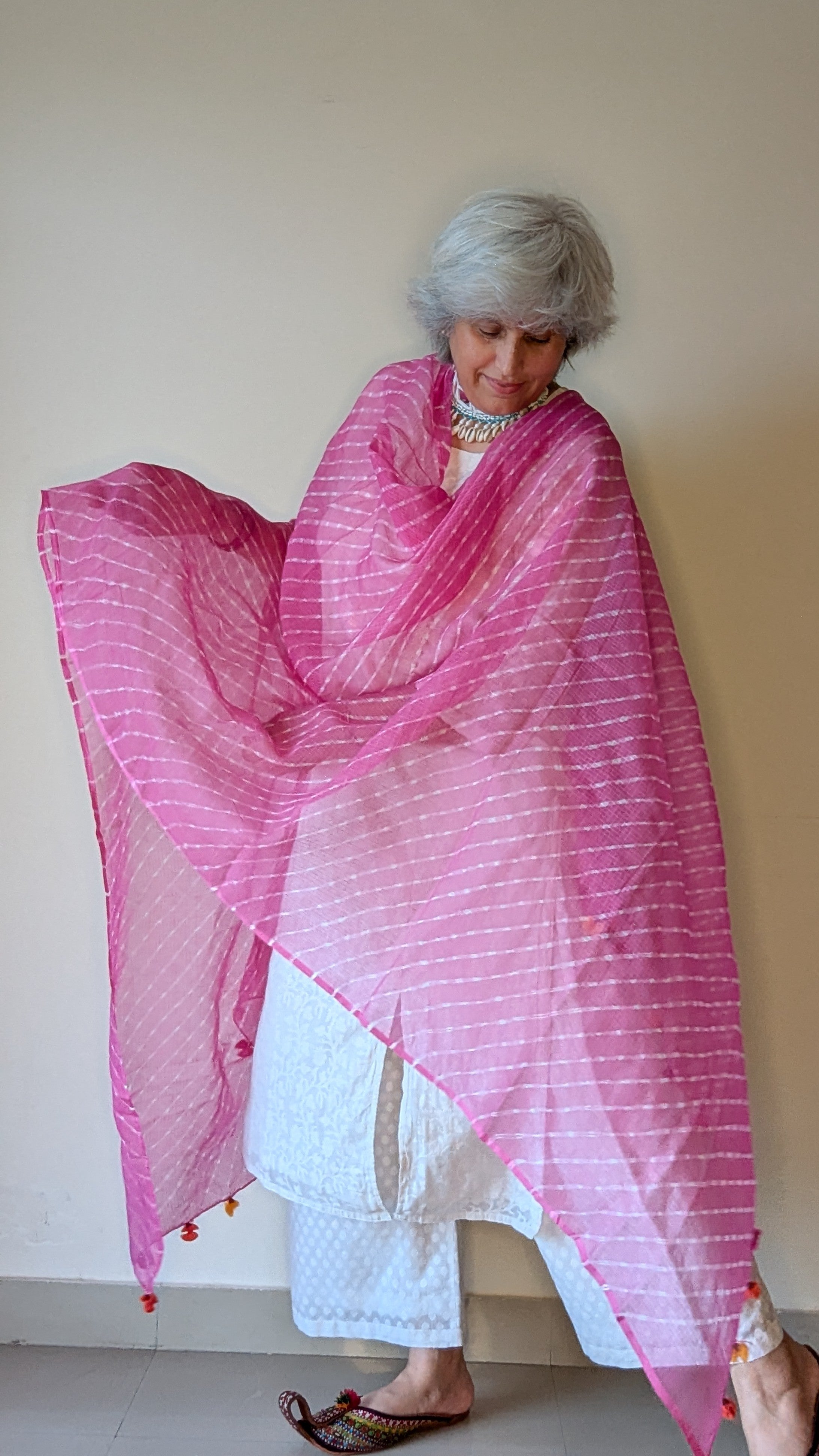 HAPPY PINK