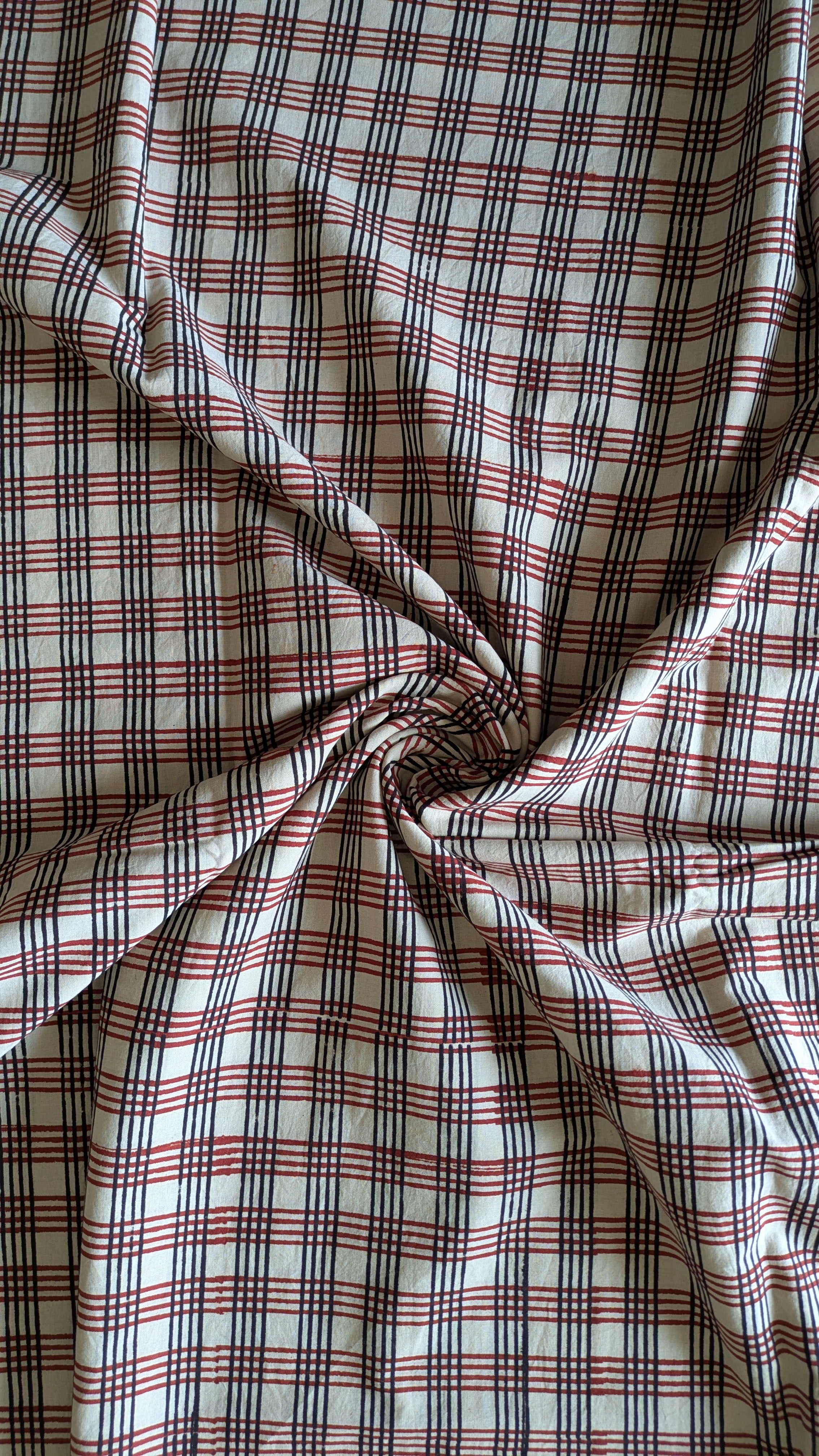 RUST & BLACK CHECKS
