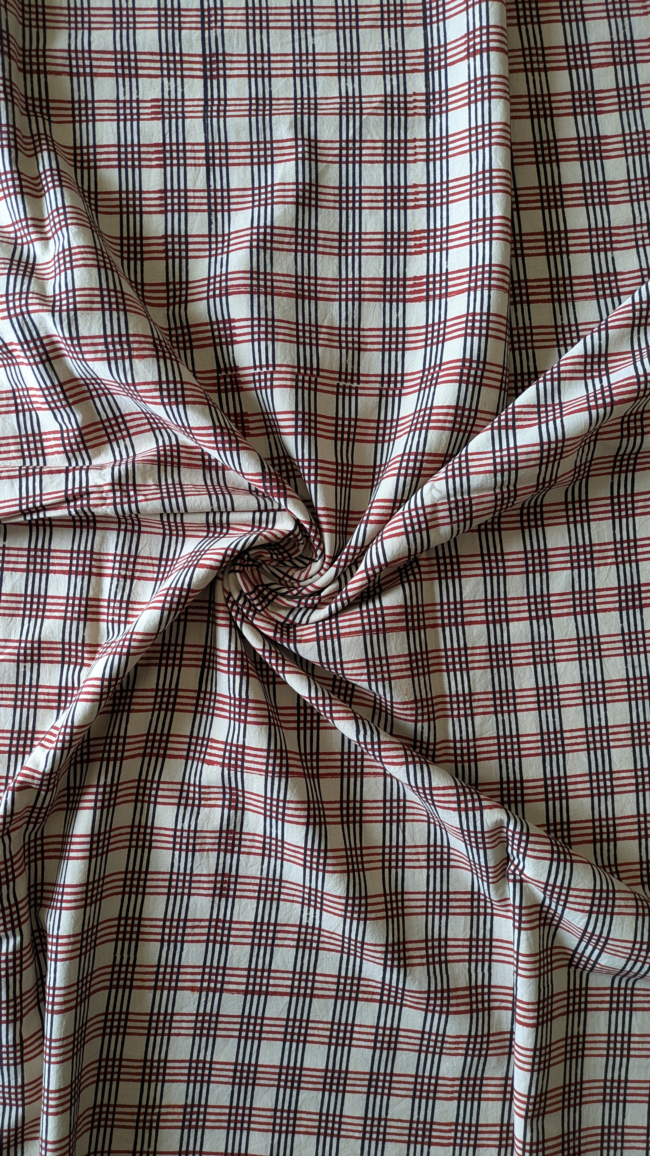 RUST & BLACK CHECKS