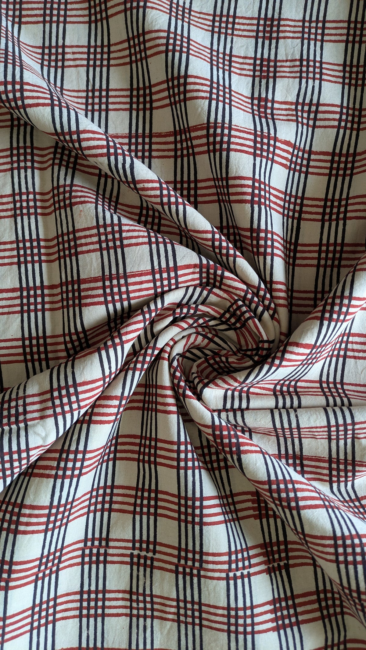 RUST & BLACK CHECKS