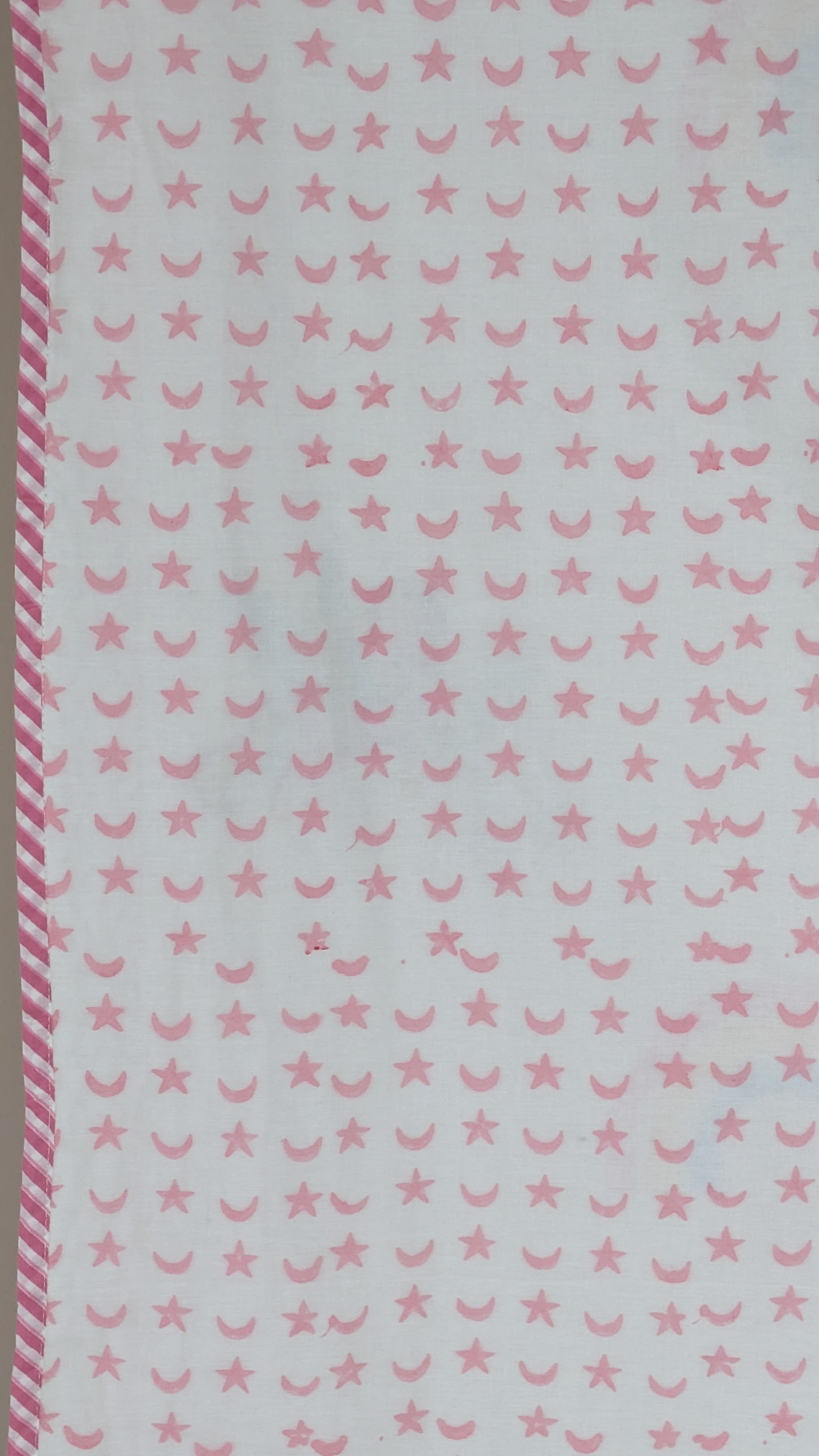 DREAMY STARFIELD