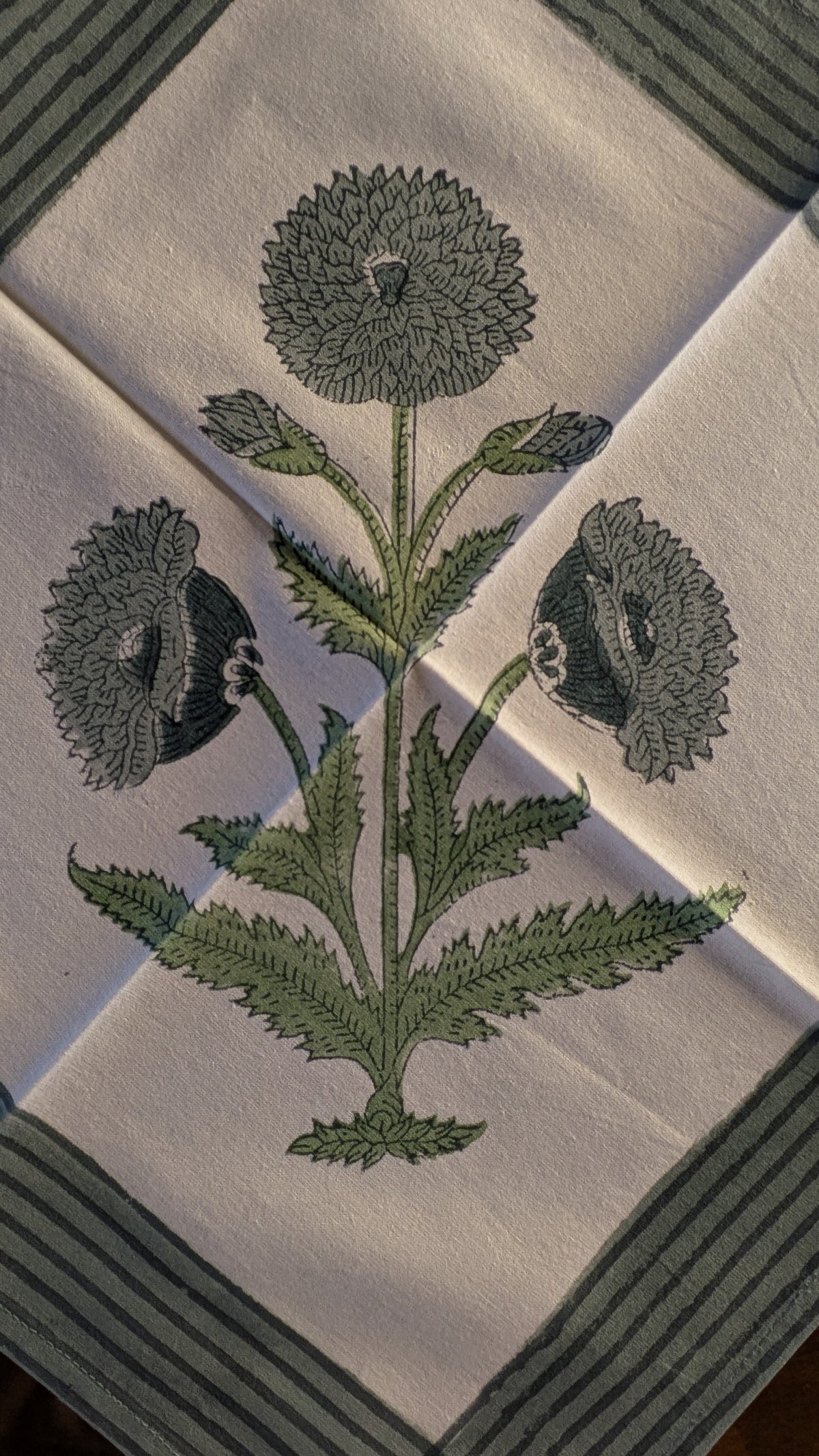 DOVE GREY BLOSSOM