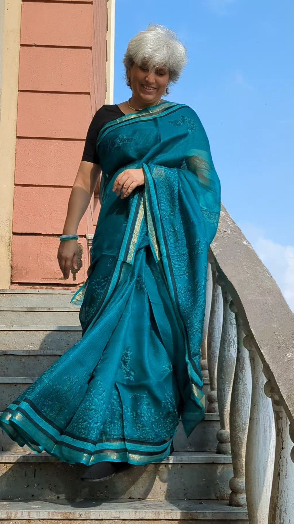 TEAL BLOOM