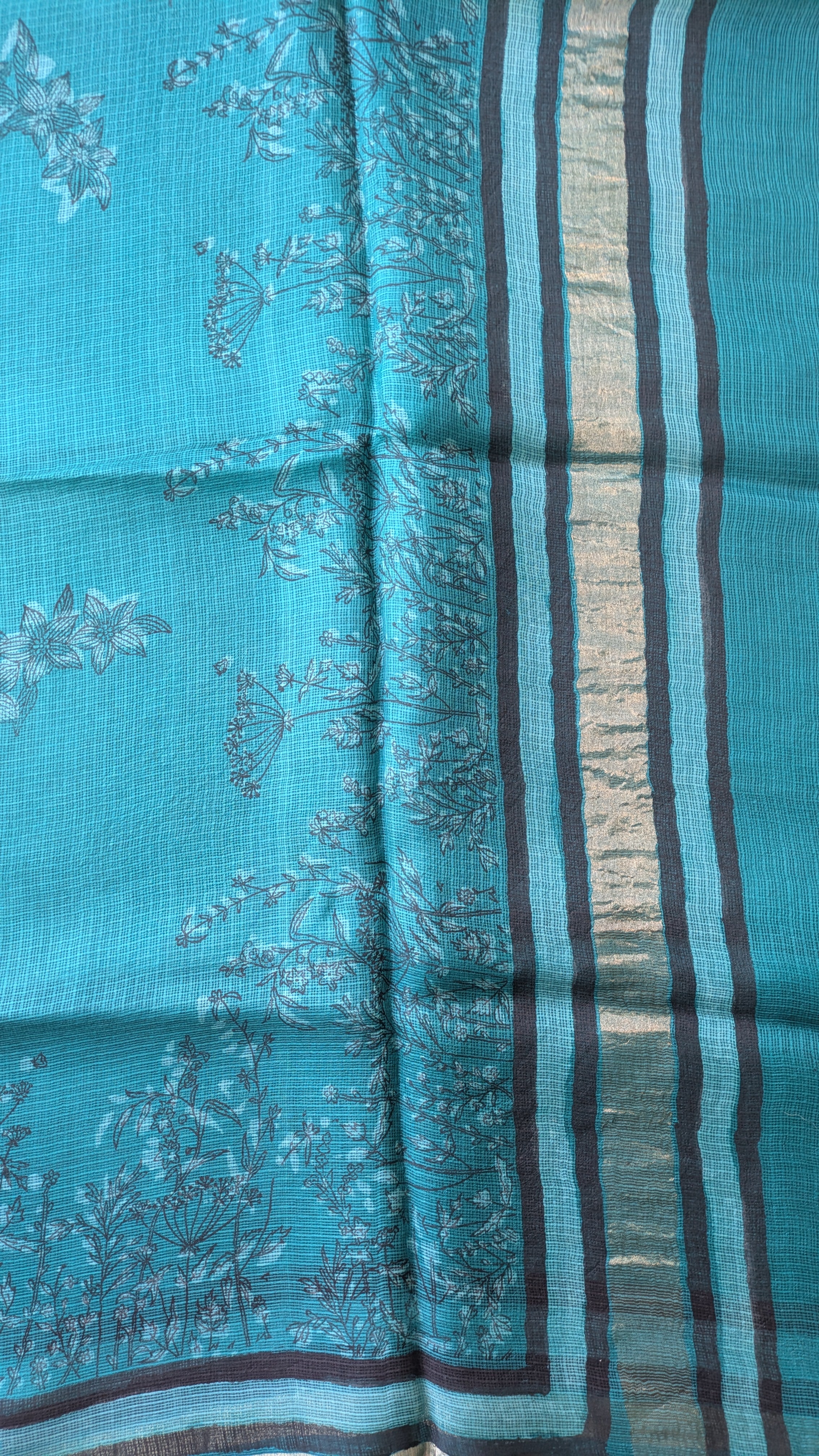 TEAL BLOOM