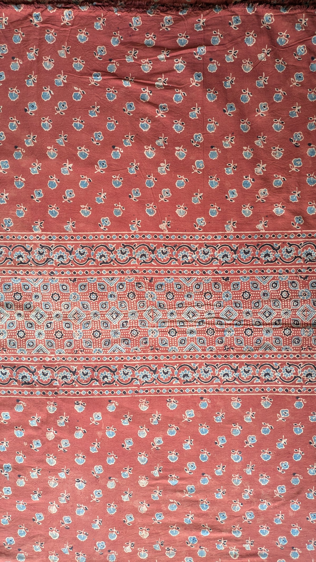 BUTI JAAL AJRAKH