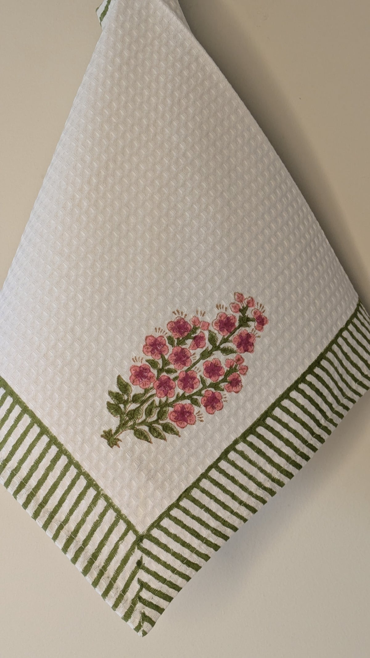 PINK POSY HAND TOWELS