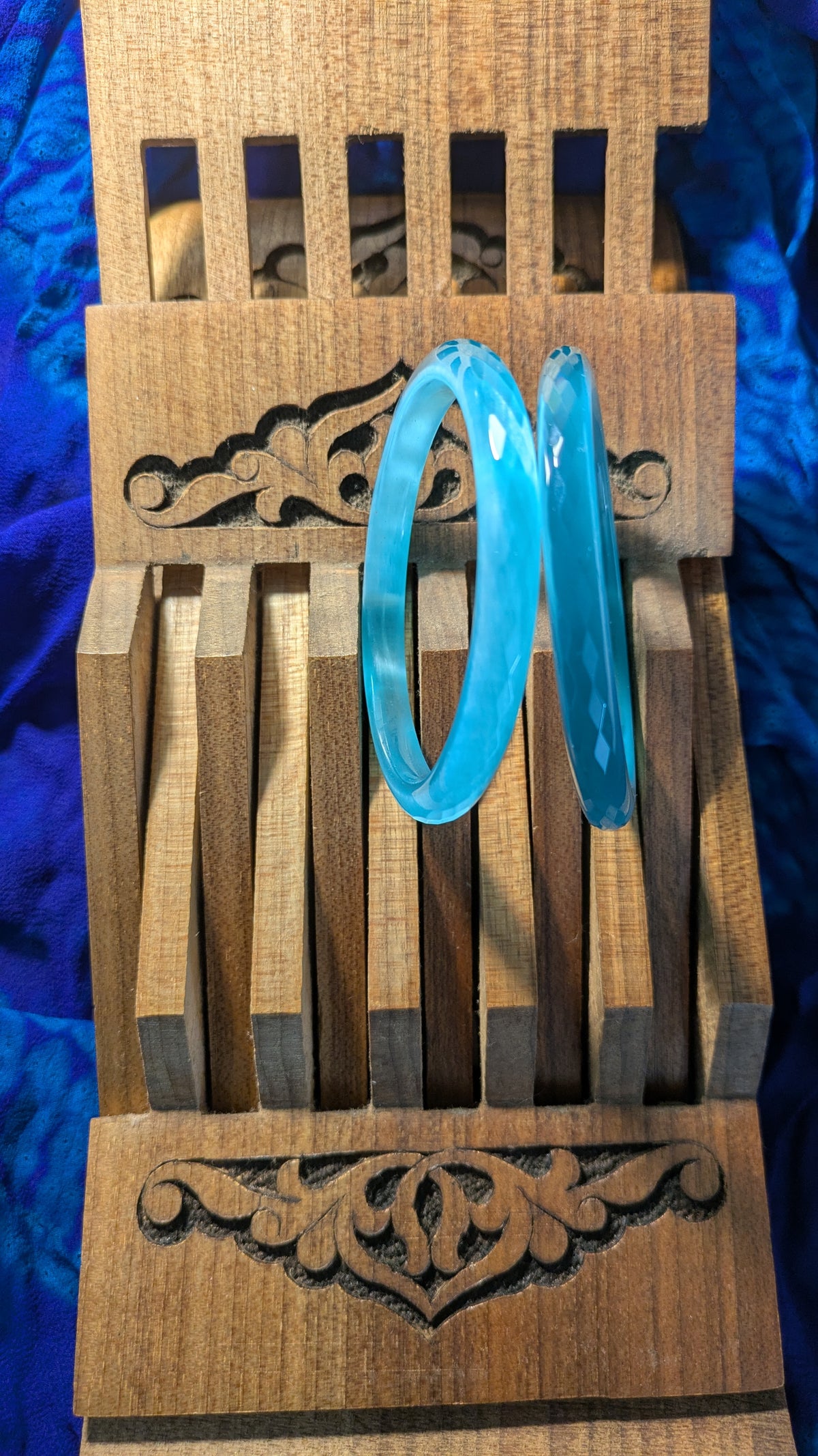 DEEP LAGOON BLUE
