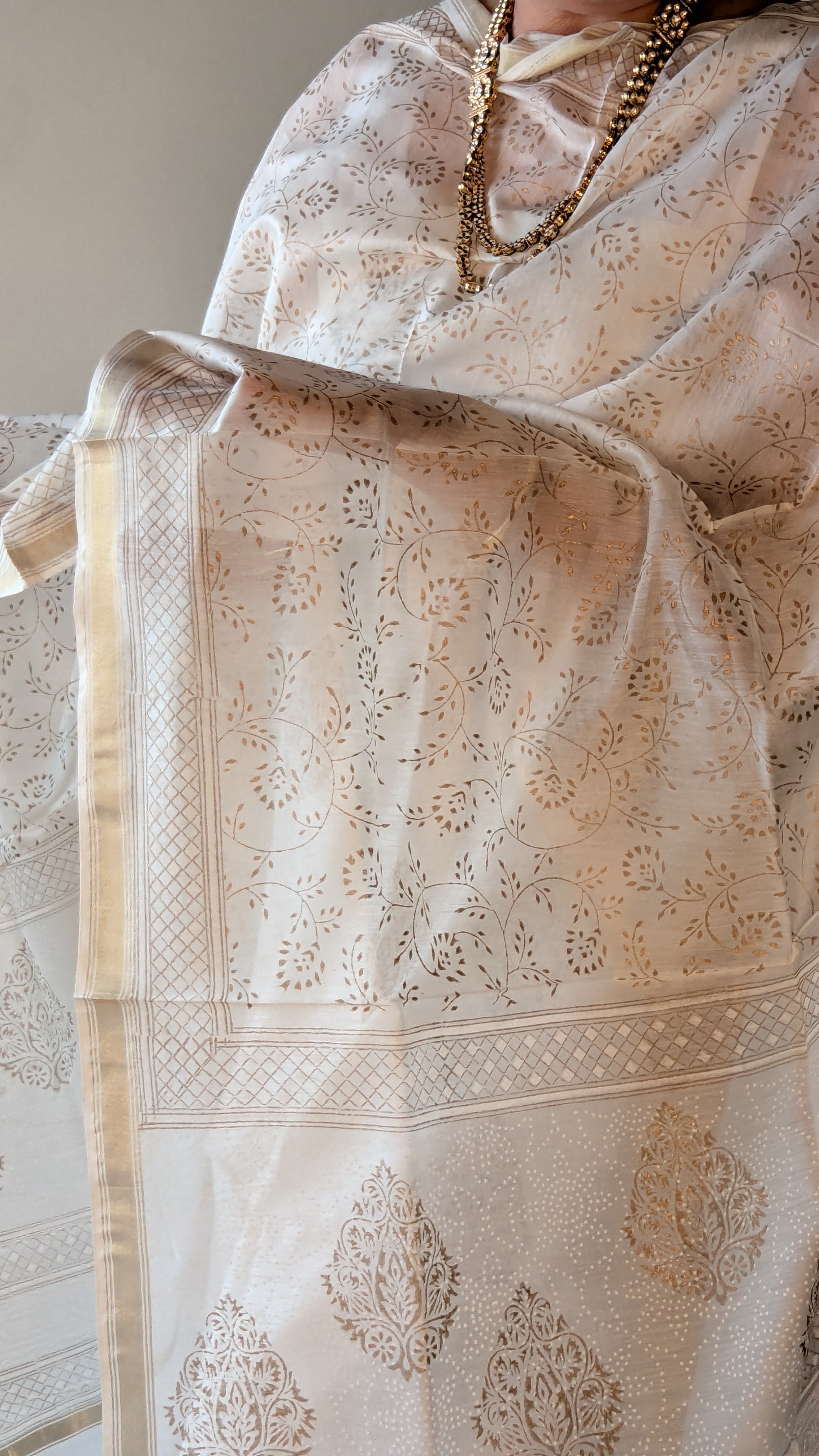 IVORY ELEGANCE