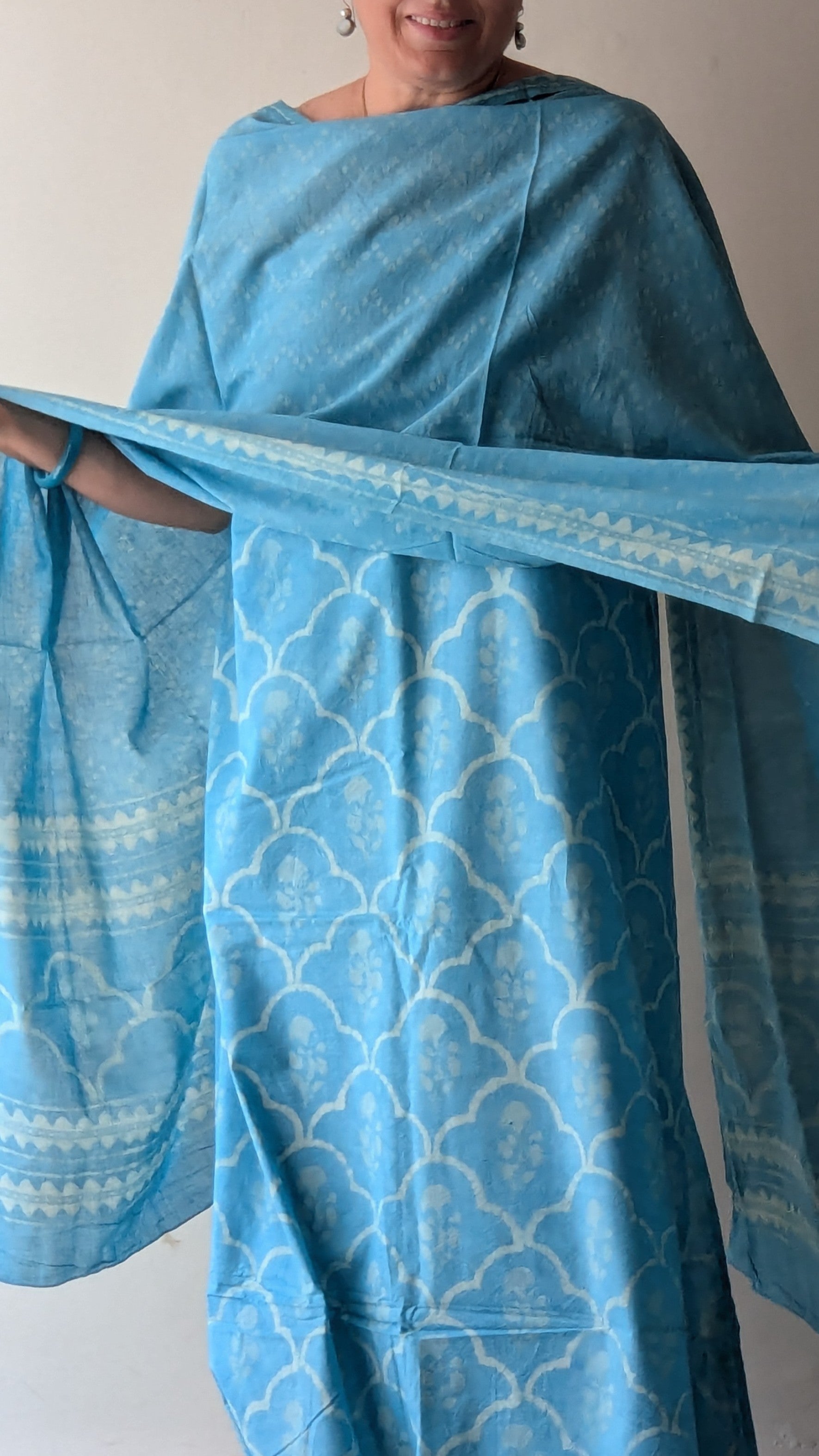 BLUE MEHRAAB
