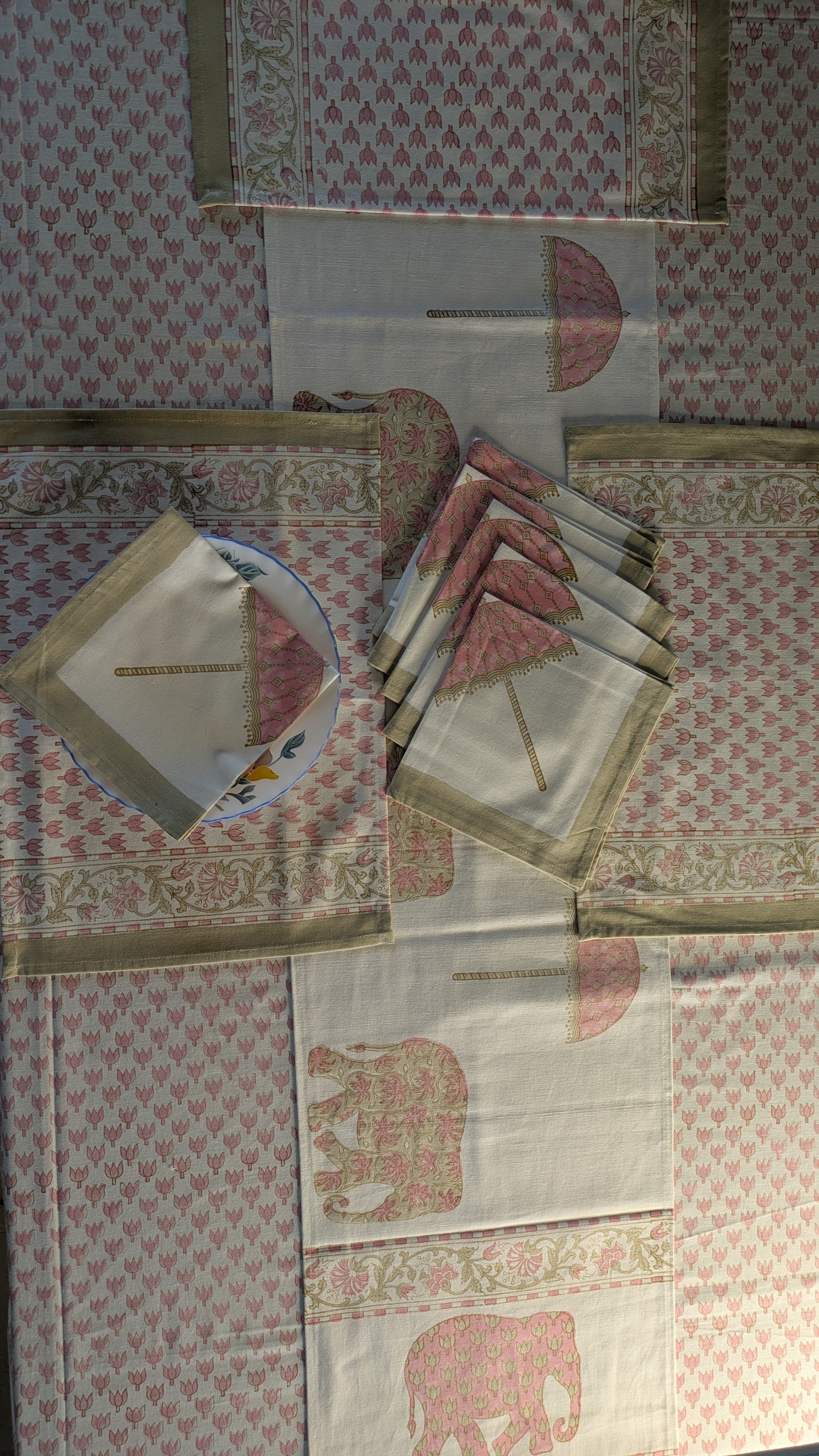 JAIPUR SAWARI ( Placemats & Table napkins)