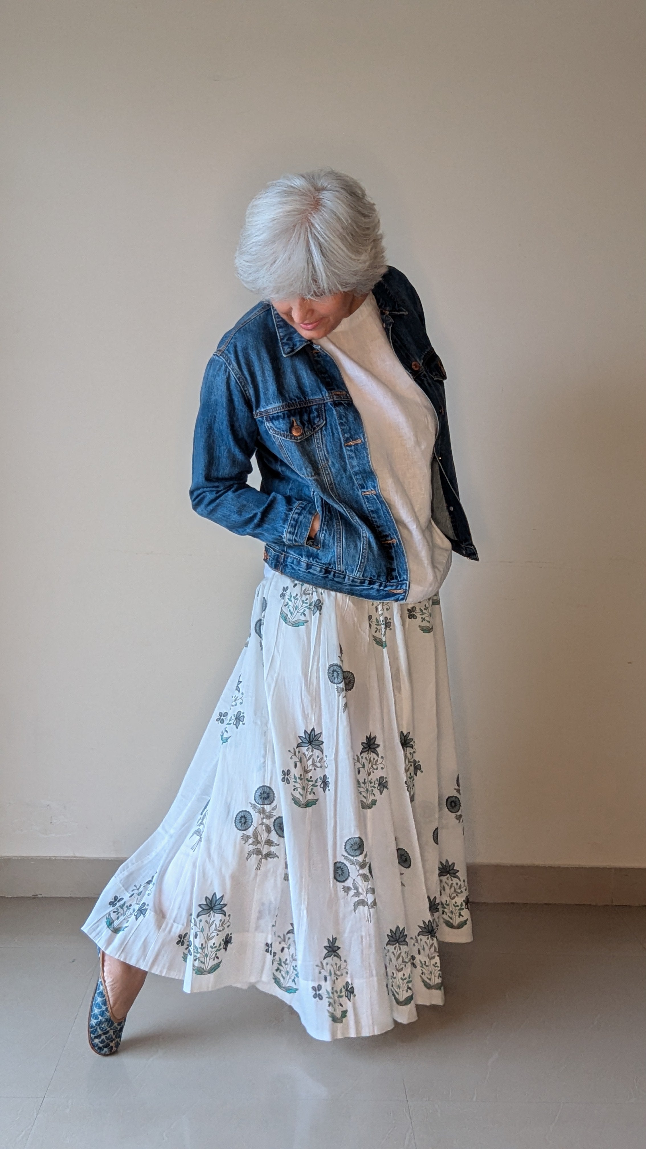 BLUE BOTANICAL SCATTER