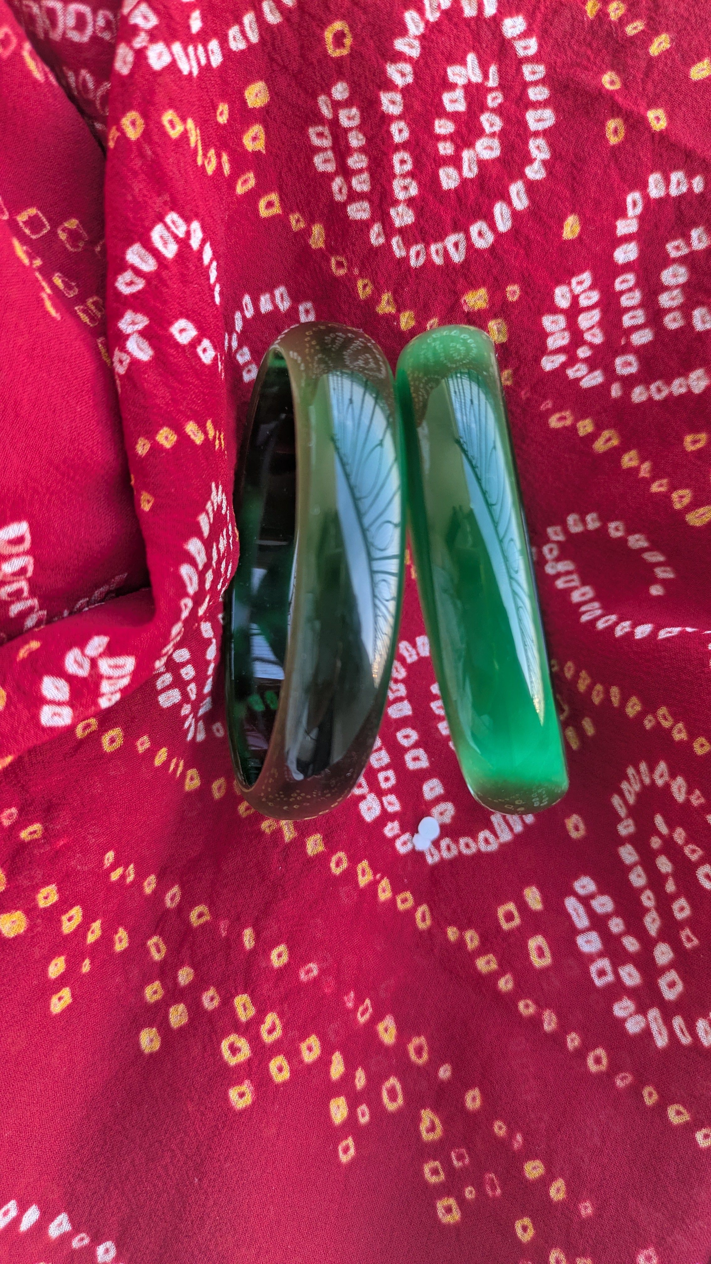 BOTTLE GREEN 2.5-2.6
