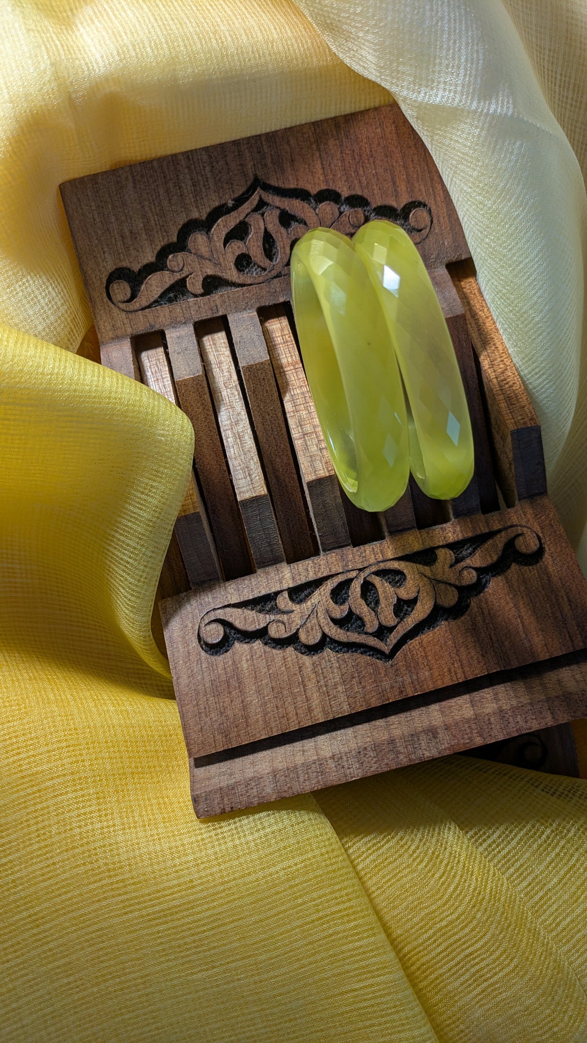 CITRINE YELLOW