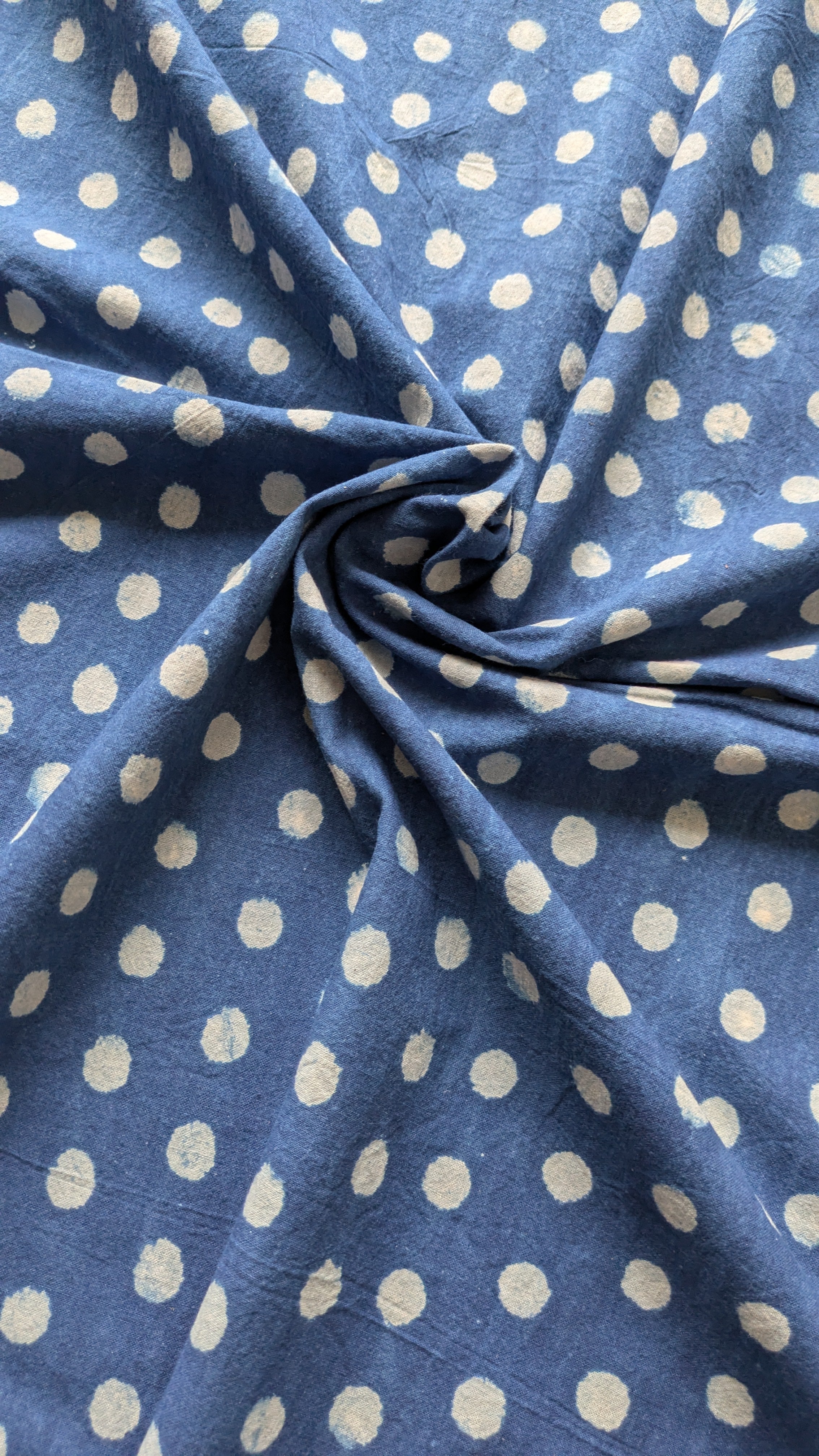 DABU DOTS