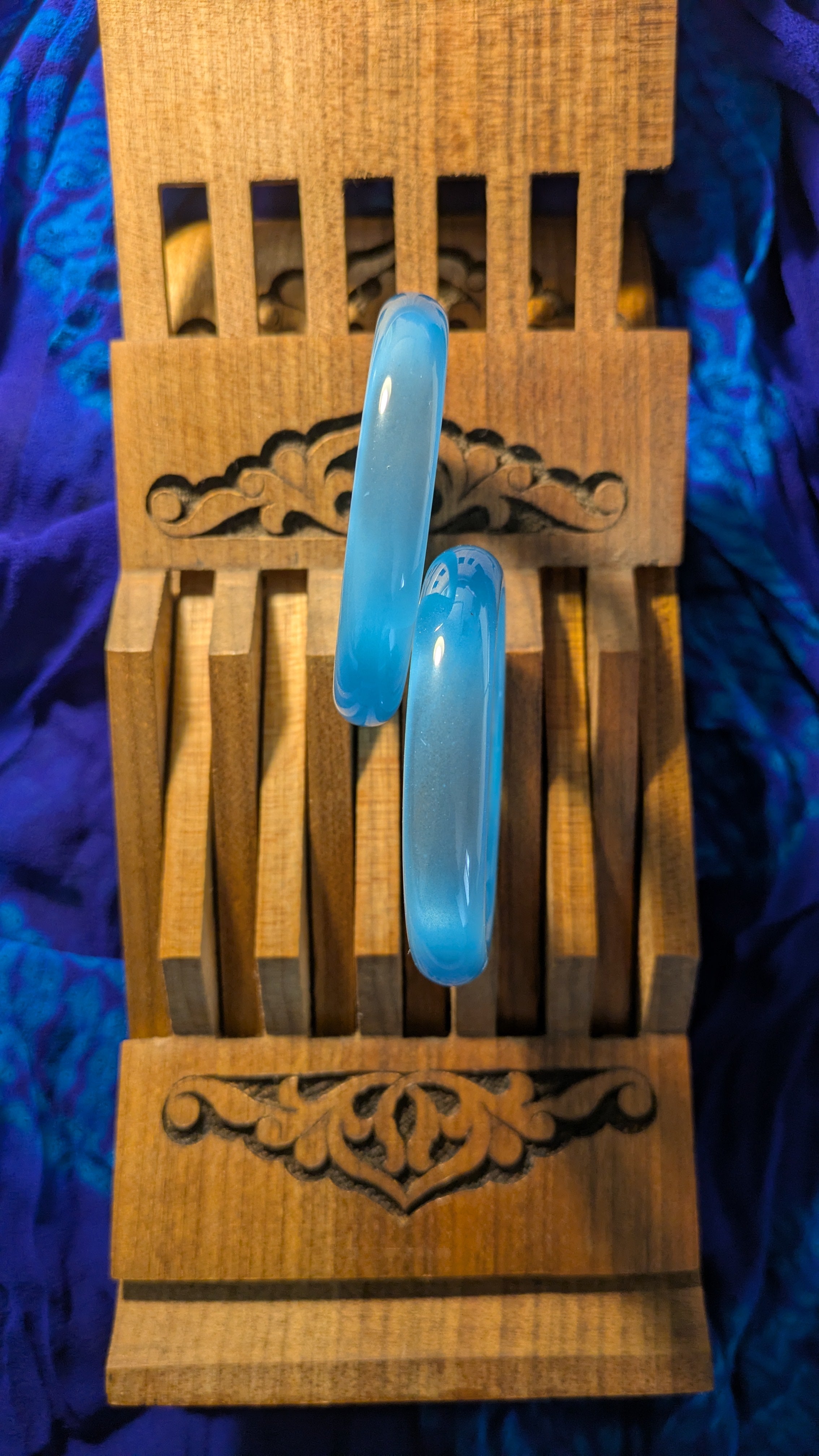 CRYSTAL BLUE