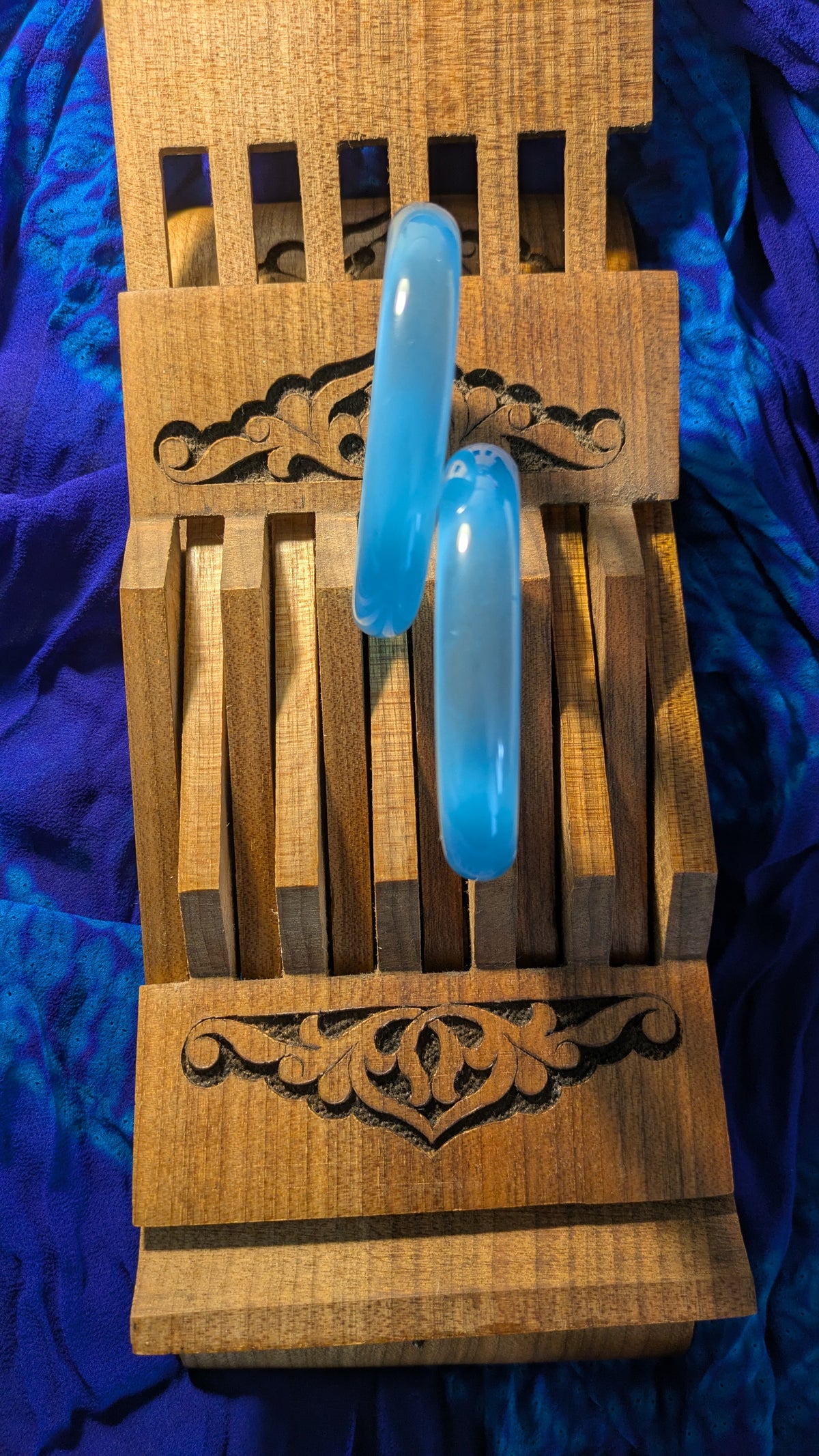 CRYSTAL BLUE