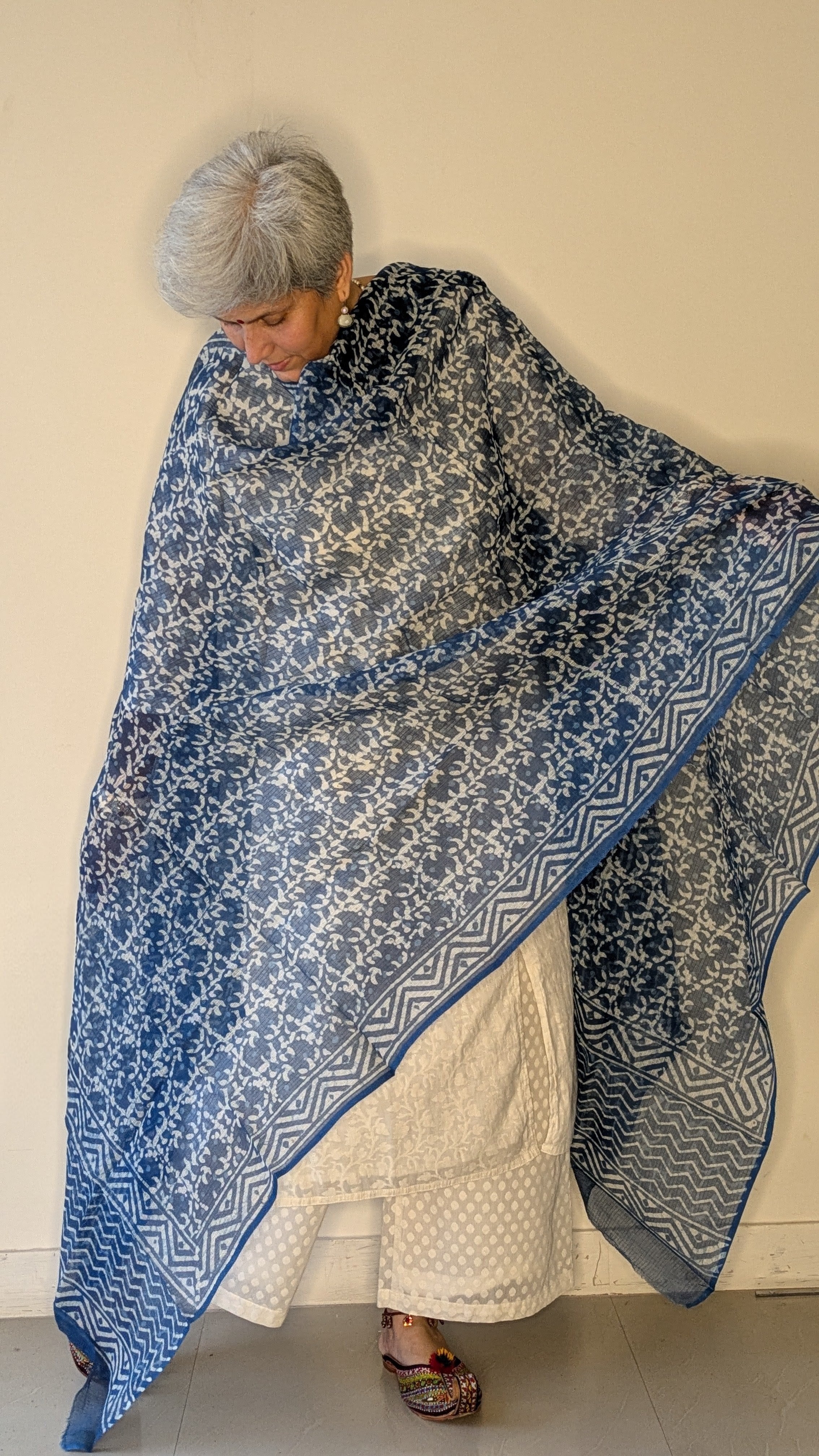 INDIGO FLORA
