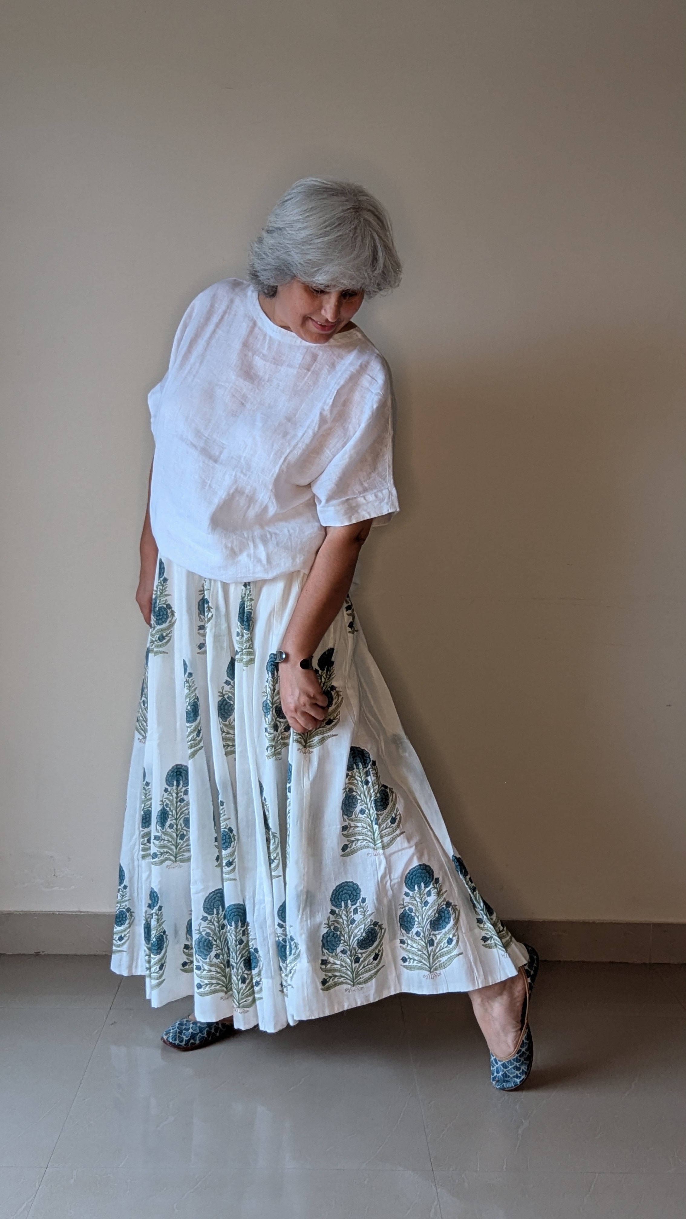 VINTAGE BLUE POSY