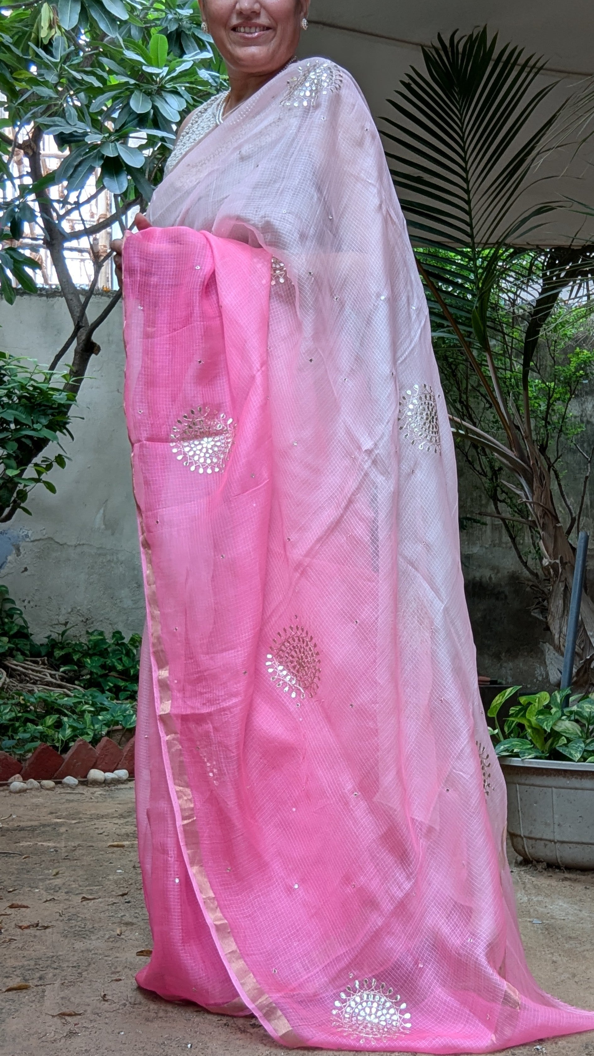 FLUORESCENT BLUSH