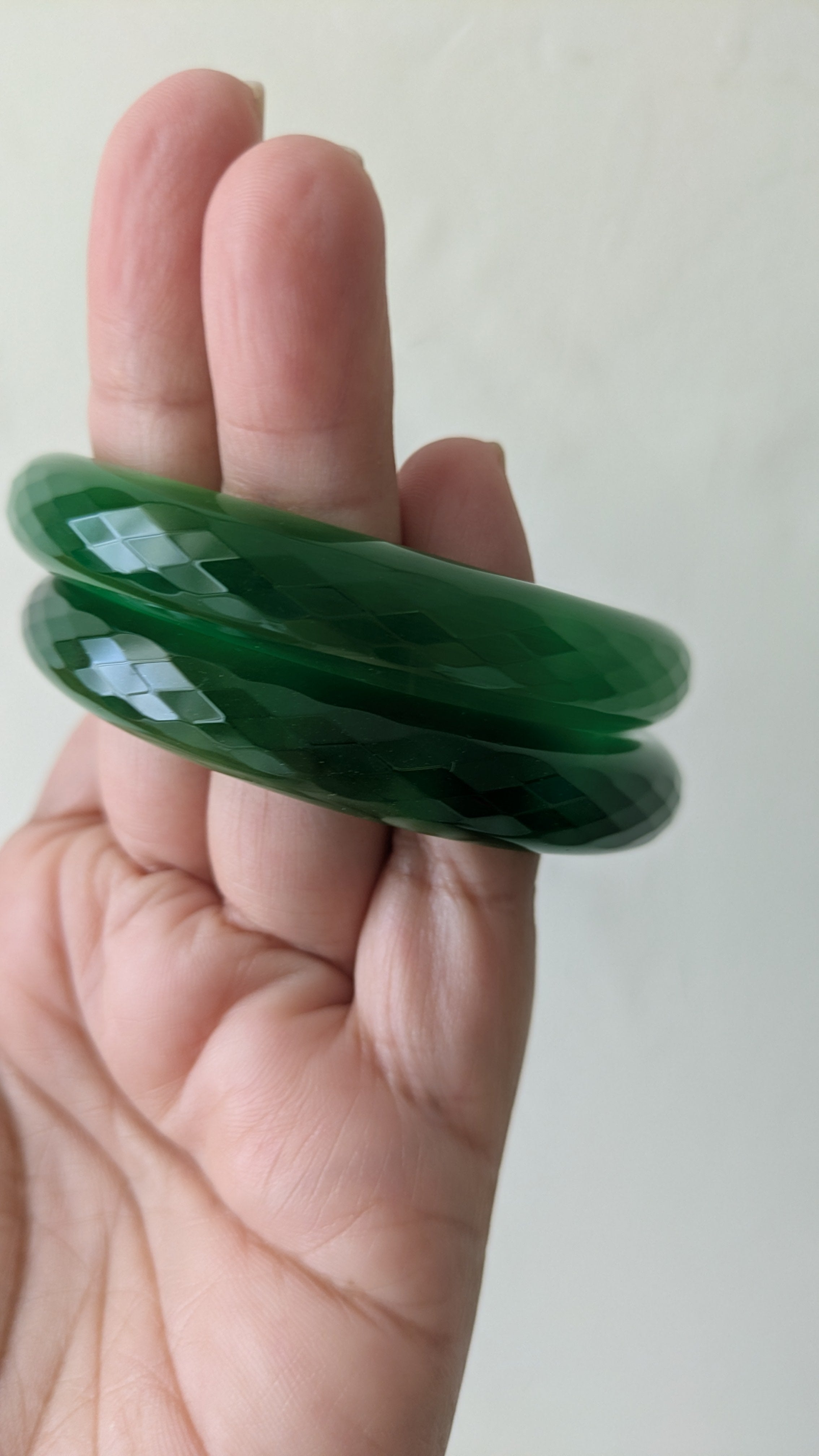 EMERALD GREEN